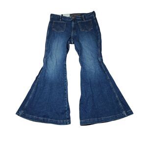 Wrangler Retro High Rise Trumpet Flare Jeans Bell Bottom Blue Size 32 X 30 Hemp
